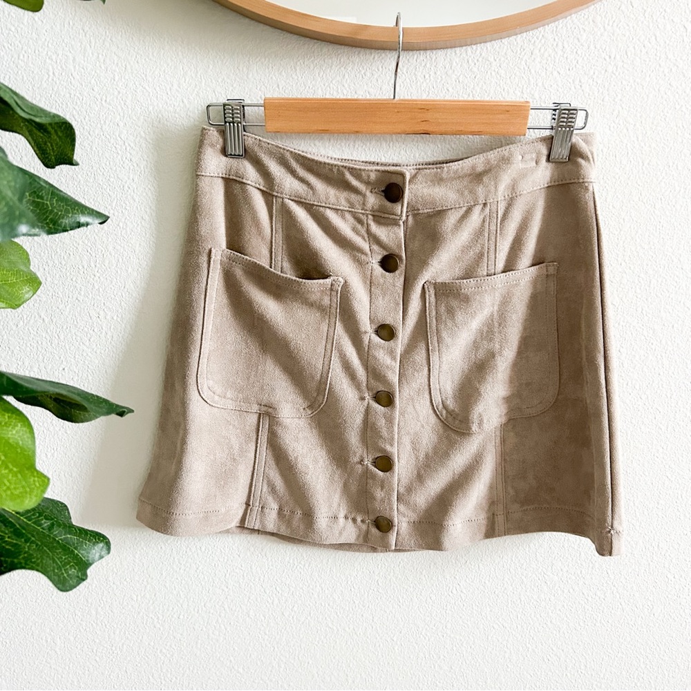 Altard state faux suede mini button up skirt pockets